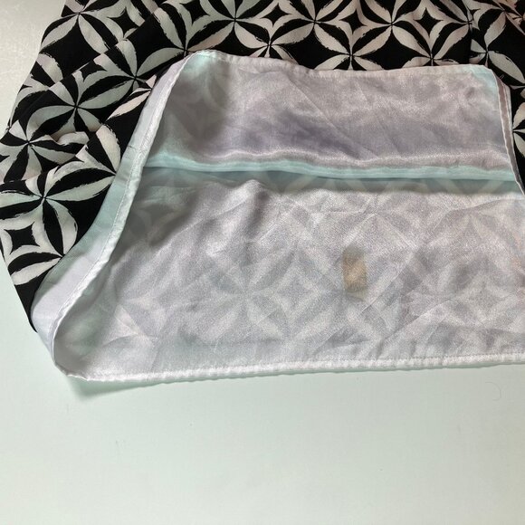 Mod Black & White Silk Mini Dress - Picture 5 of 5